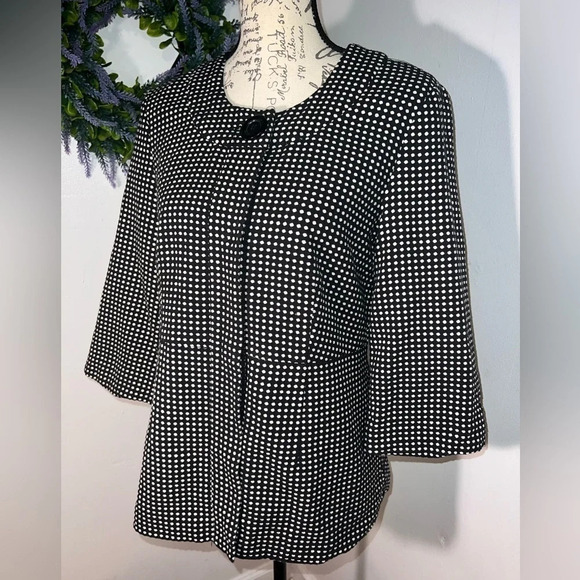 Trenz Petites, LP, black, white polkadot, round collar w/large button 3/4 sleeve - Picture 1 of 9